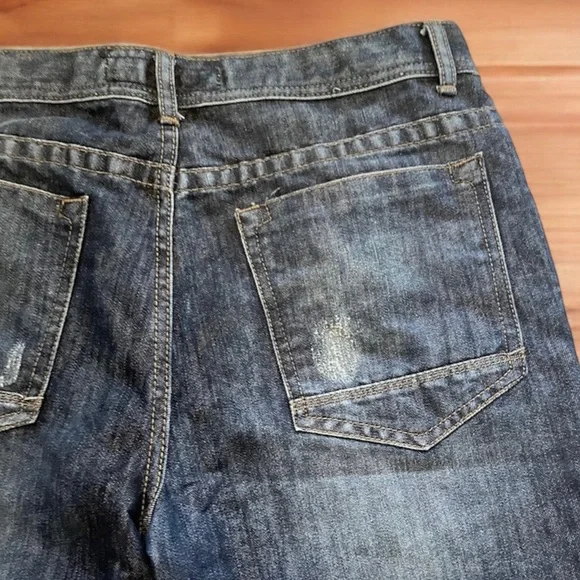 Men’s Denim Shorts - Picture 4 of 6